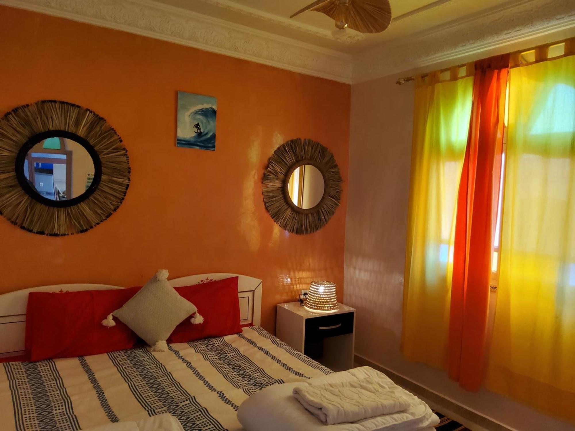 Surf & Salsa Guest House Agadir Exteriör bild