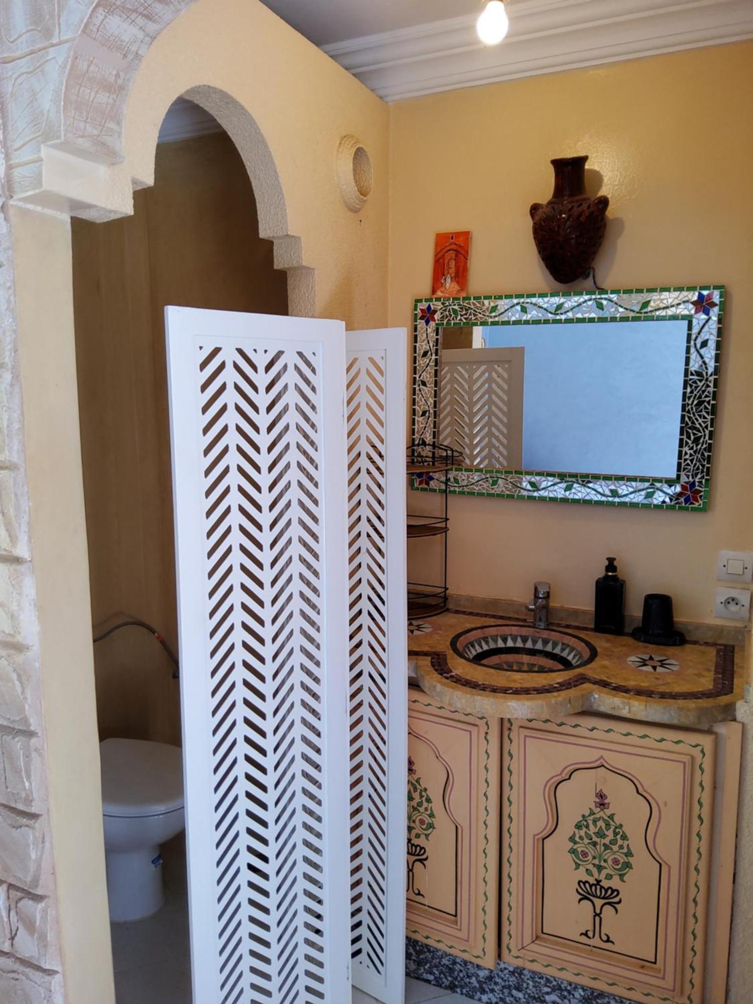 Surf & Salsa Guest House Agadir Exteriör bild