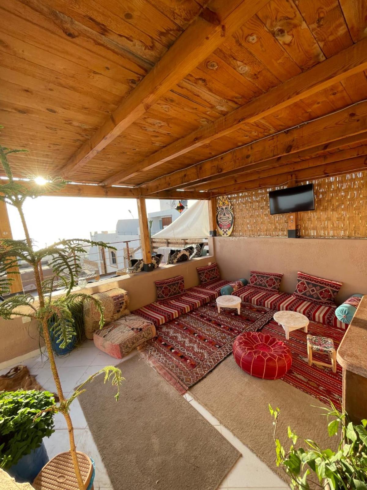 Surf & Salsa Guest House Agadir Exteriör bild