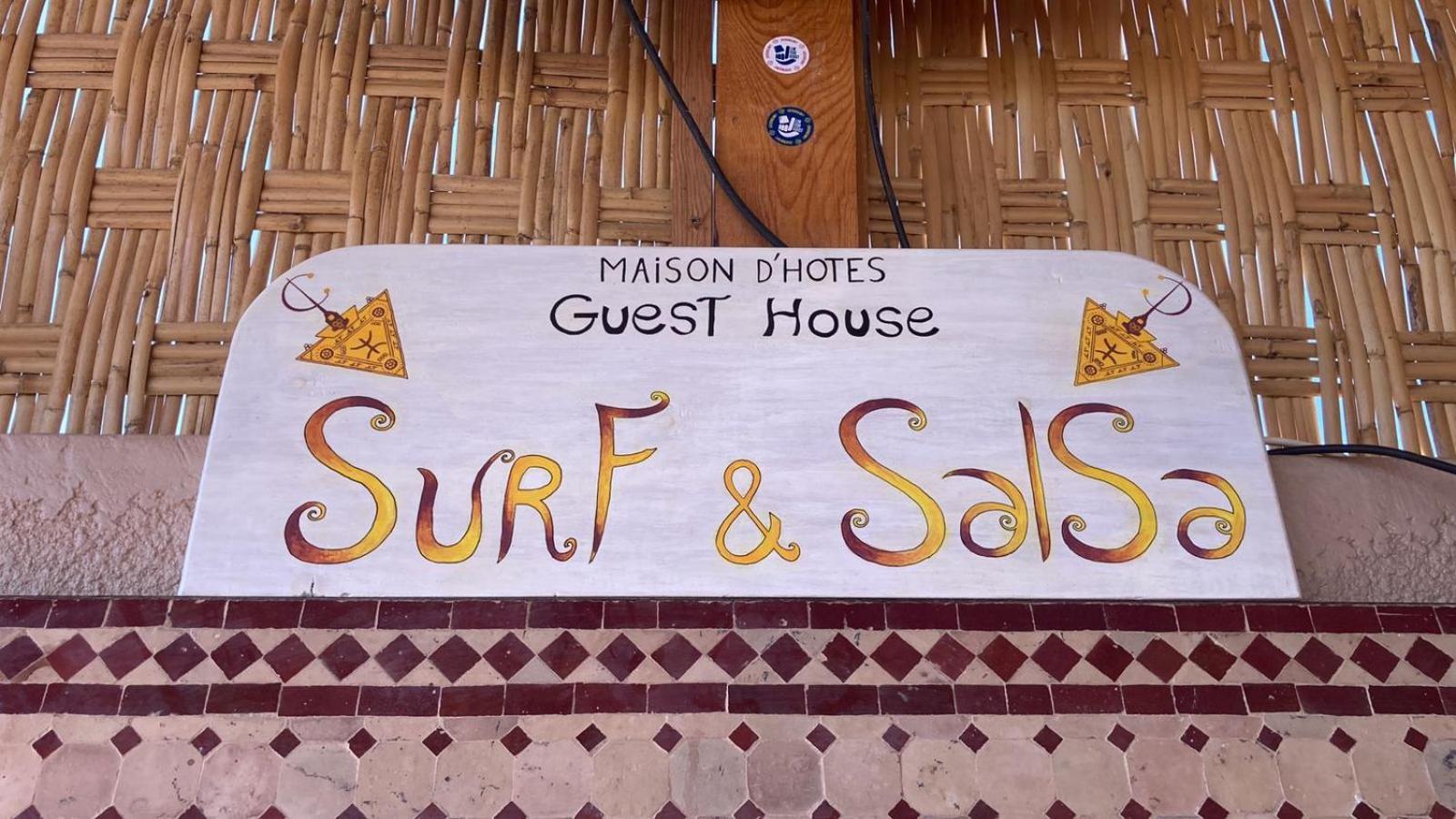 Surf & Salsa Guest House Agadir Exteriör bild